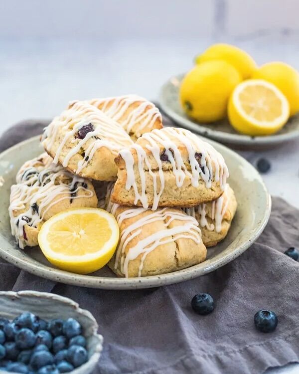 Blueberry Vanilla Bean Scones with Lemon Glaze 🫐🍋

I lived by myself in my early 20’s which was a profound experience in so many ways. My brownstone 1 bedroom was 2 blocks from Bde Maka Ska (THE lake to live by with a stunning view of the Minneapolis skyline), had a small galley kitchen equipped with checkered floors, floor to ceiling cabinets, & a jadeite sink, and a small wrought iron Juliet balcony just large enough to hold a few potted plants. It was perfect. 

It was in this era of my life that the idea of starting a food blog began. Actually, it started as wanting to start my own baked goods company, with the eventual dream of opening a cupcake shop. I made cakes and cupcakes for friends, coworkers, family. Birthday parties, smash cakes, weddings, and just because. Although this idea didn’t come to fruition, it was also during this time that I spent all my free time in the kitchen: trying, testing, and tinkering with recipes, always finding an excuse to make something delicious. 

Some of my fondest kitchen memories during this time were in the Spring, when I would make scones. I loved how simple scones were to make, and how a basic recipe truly became a blank canvas for any ingredient. 

This version features the classic flavor combination of blueberry and lemon, but the end result is far from basic. These are NOT dry and crumbly, but delicate and tender thanks to the use of cake flour. They are my go-to scone recipe 🫶

Find the recipe linked in my stories and on www.sohappyyoulikedit.com! 

#sohappyyoulikedit #baking #scones #springbaking #blueberryscones #blueberrylemon #fortheloveofbaking #thebakefeed #todayfood #thekitchn #sconerecipe #weekendbaking
